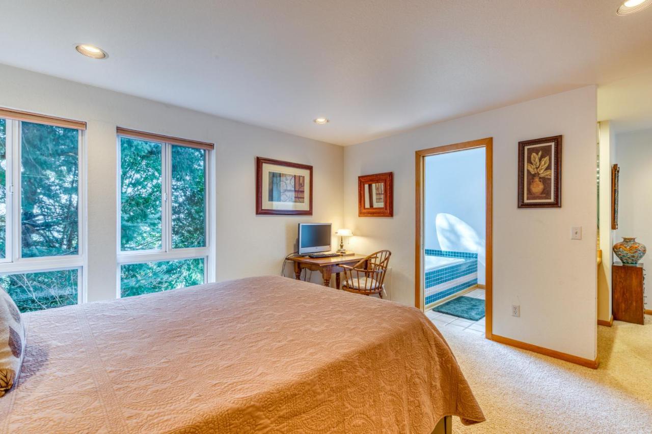 Forest Ridge Retreat Coos Bay Esterno foto