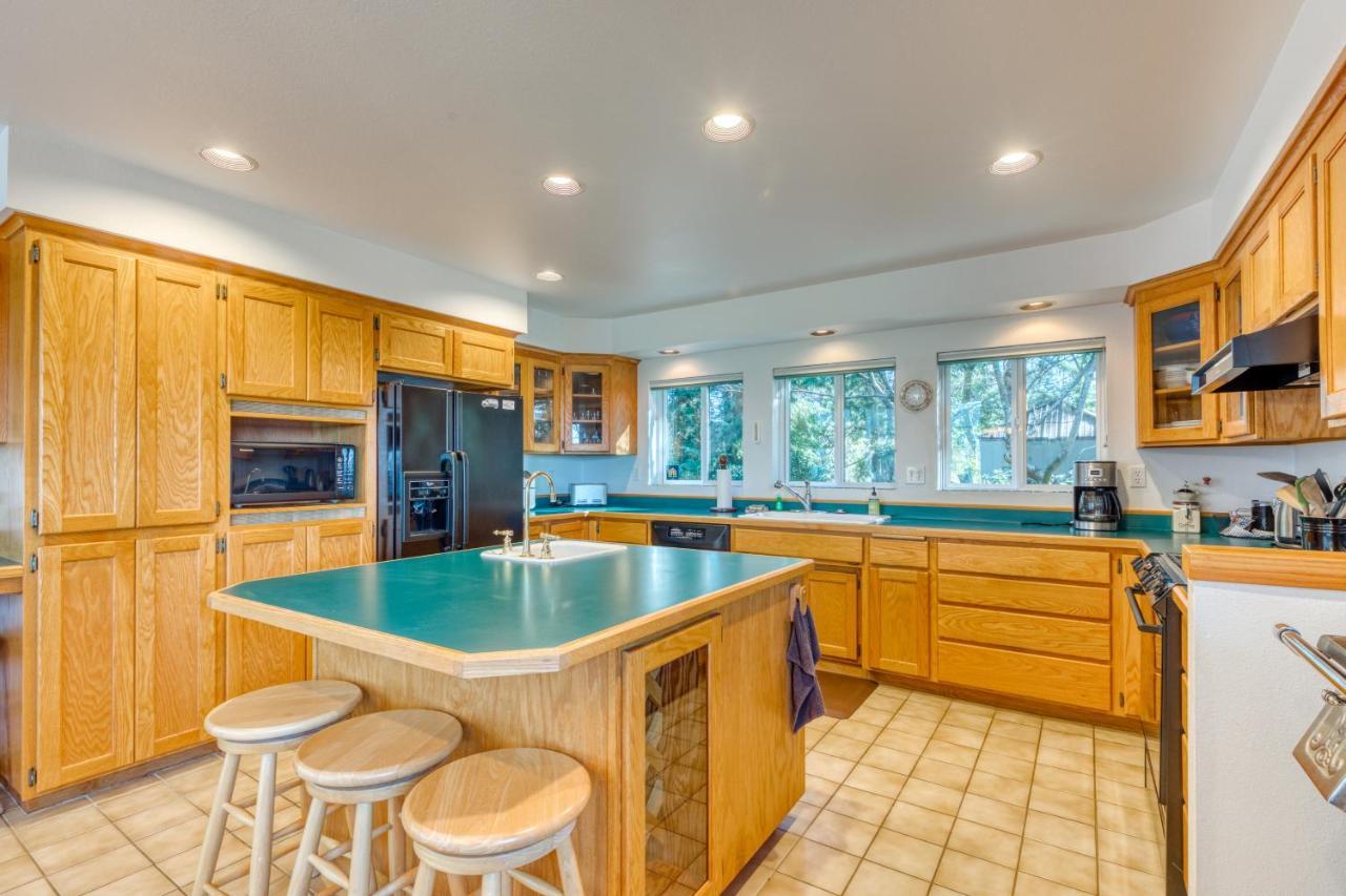 Forest Ridge Retreat Coos Bay Esterno foto